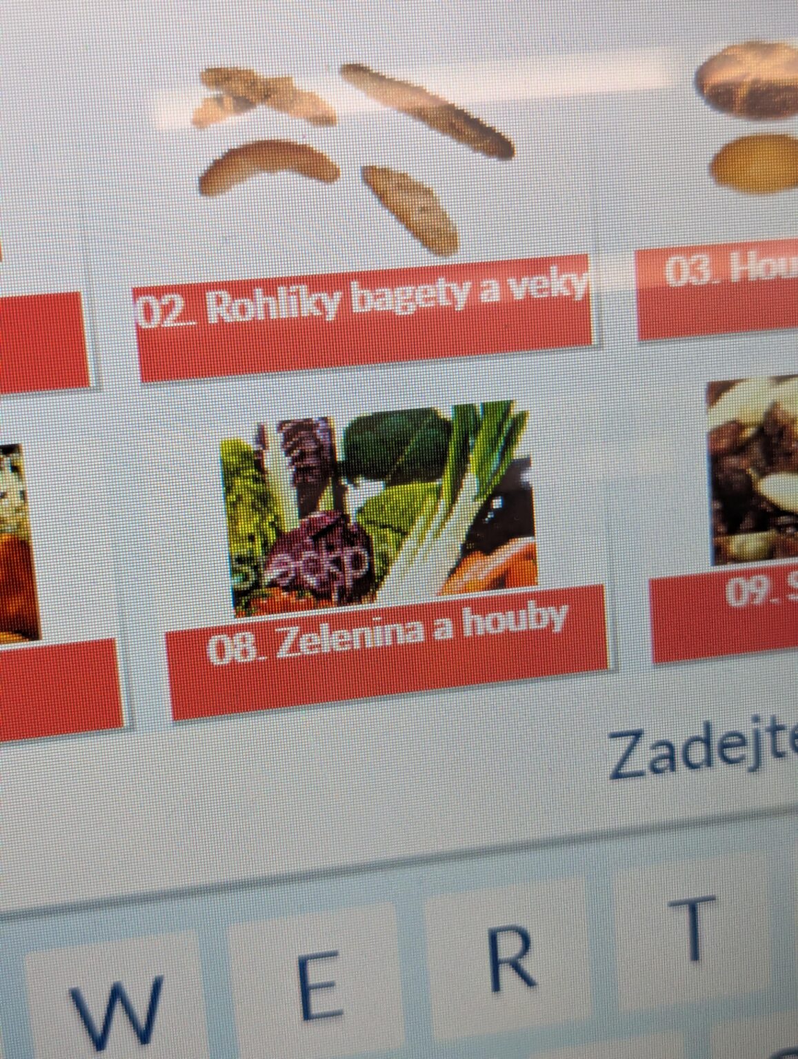 Warum habe ich heute bemerkt, dass sie ein Foto mit einem Wasserzeichen auf Selbstservice in Tesco haben? XDD