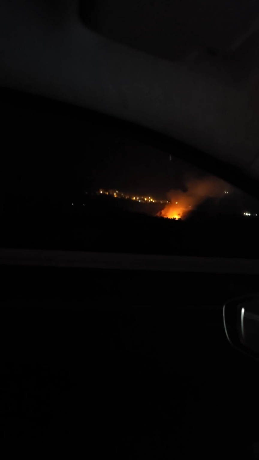 Wie beginnt das Waldbrand nachts? Wie beginnt das Waldbrand nachts?