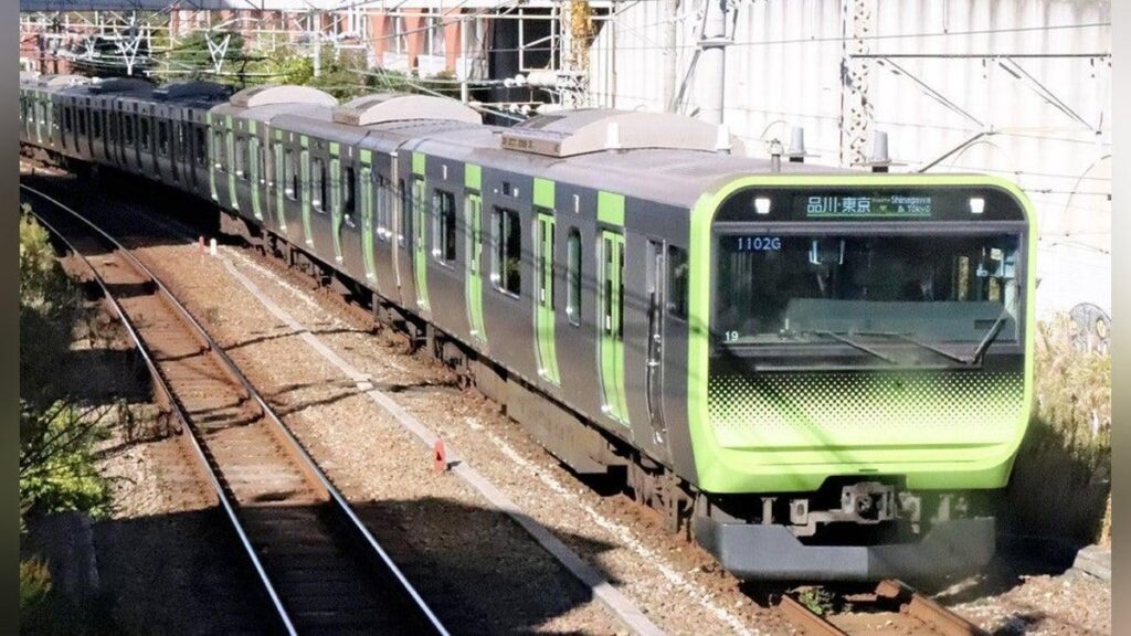 Das Smartphone eines Passagiers fing in der Yamanote -Linie Feuer, vier Passagiere, die zu den Gleisen flohen, wurden verletzt und ins Krankenhaus gebracht ... Alle Linien nahmen den Betrieb wieder auf