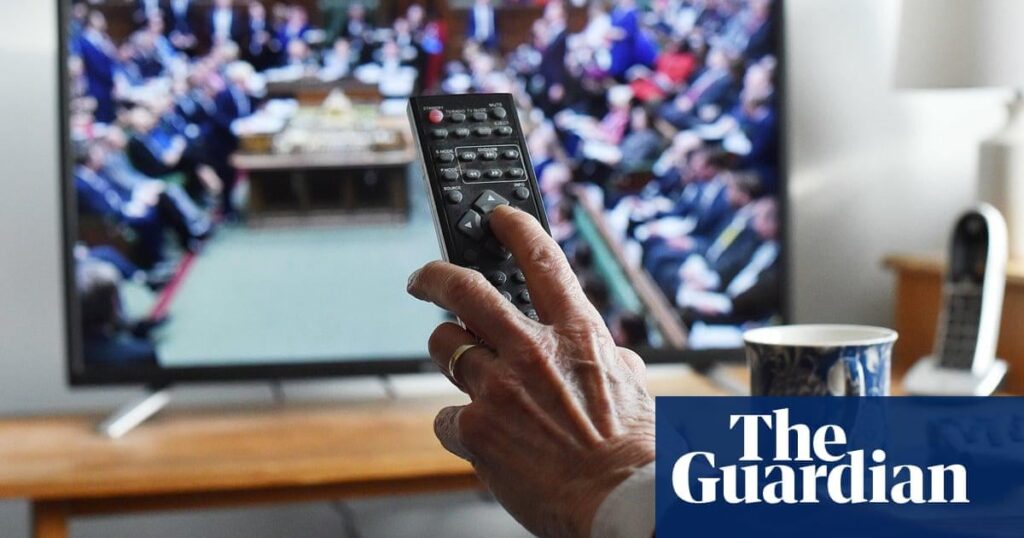 BBC, um die Überarbeitung der Lizenzgebühr zu betrachten, da 300.000 weitere Haushalte aufhören zu zahlen