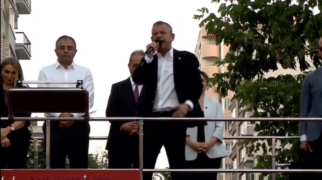 Von Eö nach Hakan Fidan, "... der Rand des Papucums, Hoffnung aus dem Tal der Wölfe, wird Tiktok'la junge Leute täuschen ..."