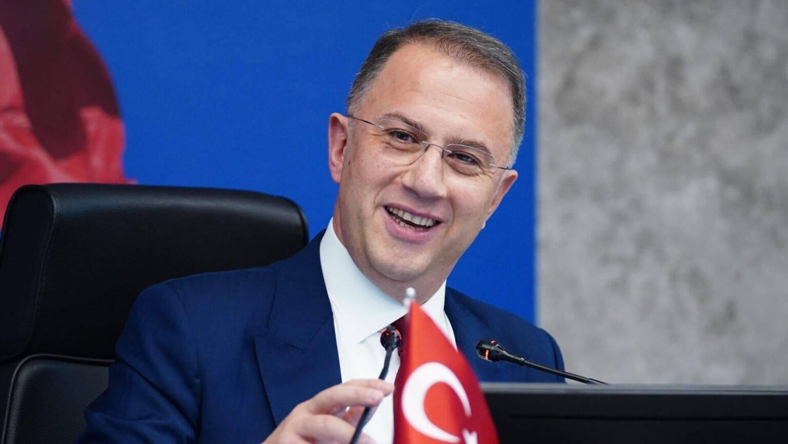 Gefangener Beylikdüzü -Bürgermeister Murat Çalık’a wegen Gewichtsverlust begann die Nahrung zu ergänzen. (🔗 çağla biçer) Gefangener Beylikdüzü -Bürgermeister Murat Çalık'a wegen Gewichtsverlust begann die Nahrung zu ergänzen. (🔗 çağla biçer)