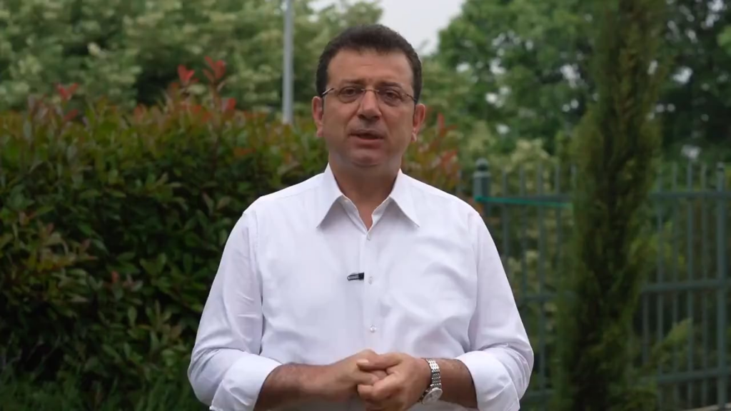 Erinnern wir uns an die jüngste Vergangenheit: Das Video, das die Veränderung begann