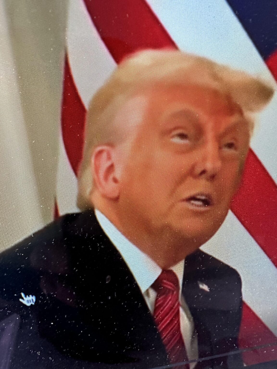 Ist Trump der tiefe Zustand, über den er gesprochen hat?