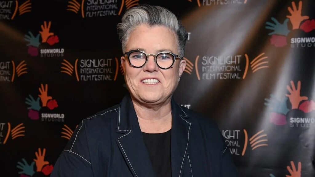 Rosie O'Donnell stellt die Zukunft der Redefreiheit in Frage, Hollywood Karriere nach Paramount Colberts 'Late Show'