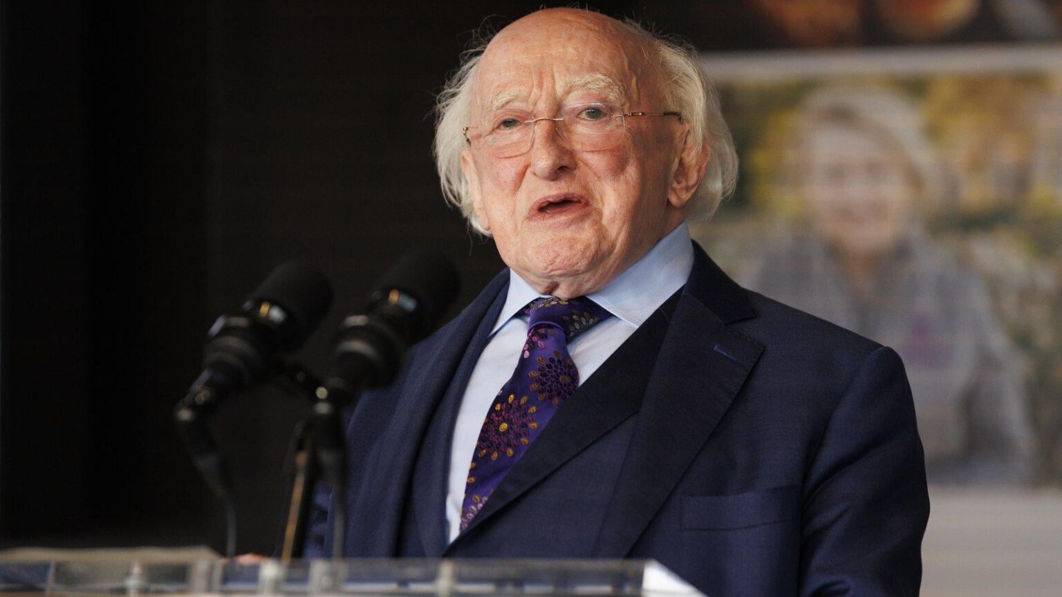 Michael D Higgins veröffentlichen einen Albumtitel „gegen all Sicherheit“ am 5. September aus