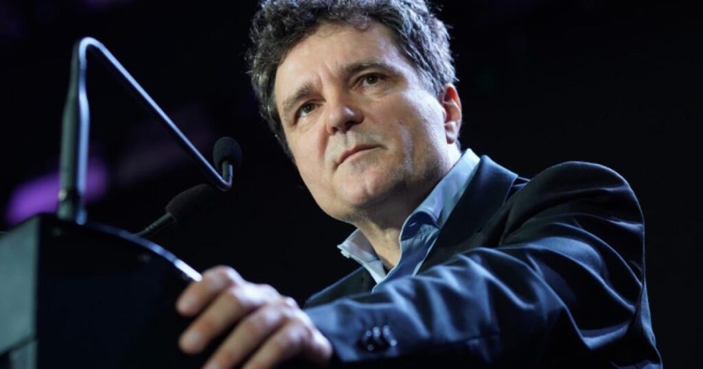 Nicușor Dan: „Wir sind verpflichtet, alle Dinge, die in der Gesellschaft falsch waren, zu reparieren. Die Rumänen werden uns 2028 nicht vergeben“ Nicușor Dan: "Wir sind verpflichtet, alle Dinge, die in der Gesellschaft falsch waren, zu reparieren. Die Rumänen werden uns 2028 nicht vergeben"