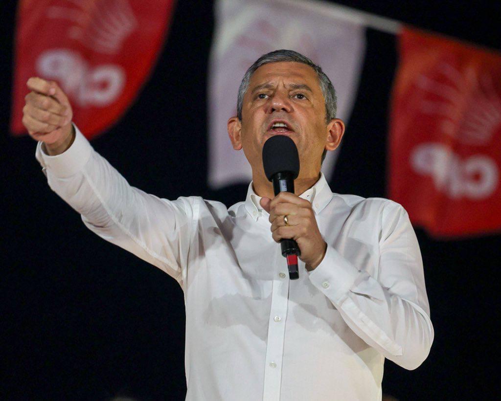 Özgür Özel kündigte an, dass in 30 Akten in der Gemeinde AKP in 30 Akten in der Gemeinde AKP 580 Millionen TL nachgewiesen wurden.