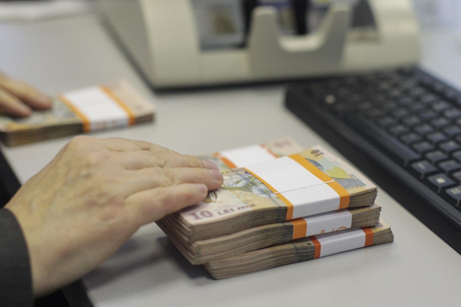 Das Brechen der öffentlichen Schulden Rumäniens übertraf die Schwelle von 1.000 Milliarden Lei zum ersten Mal in der Geschichte