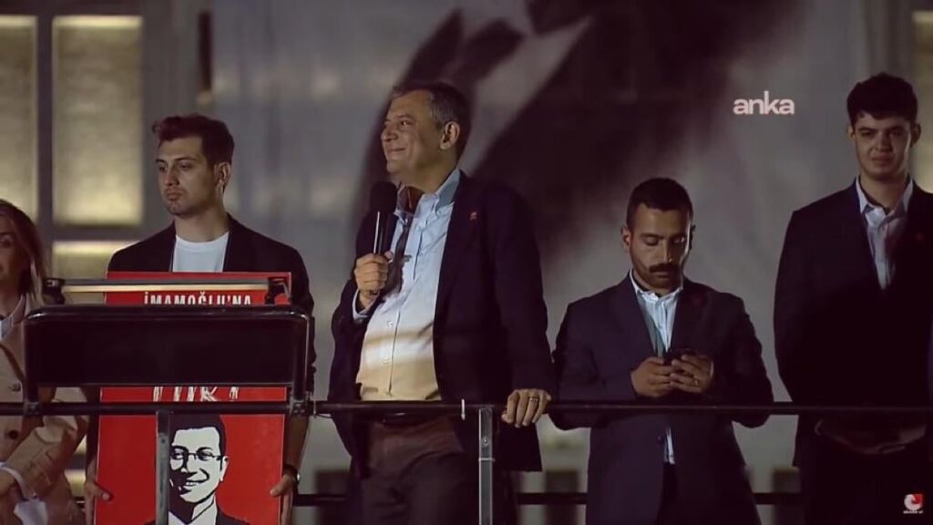Özgür Özel,