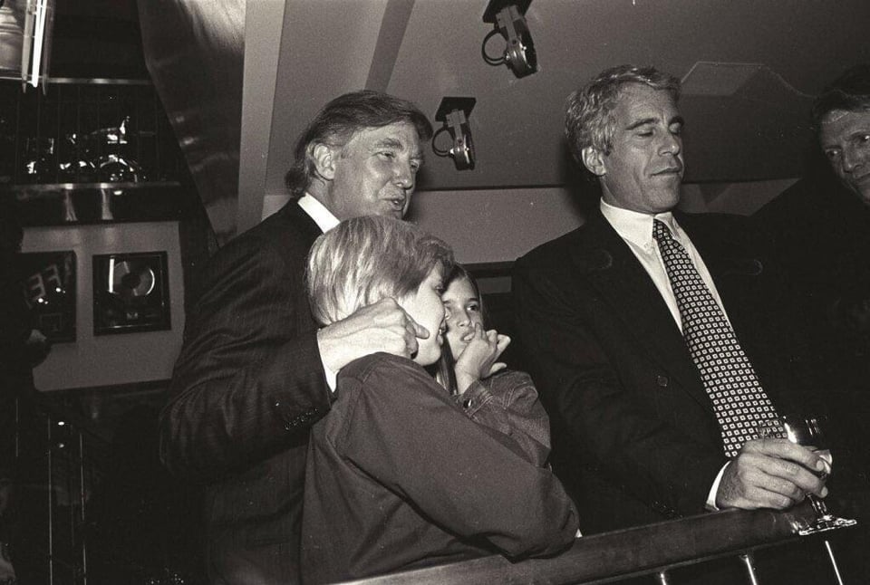 Wussten ihr, dass Trump und Epstein jahrelang kennen?!?!