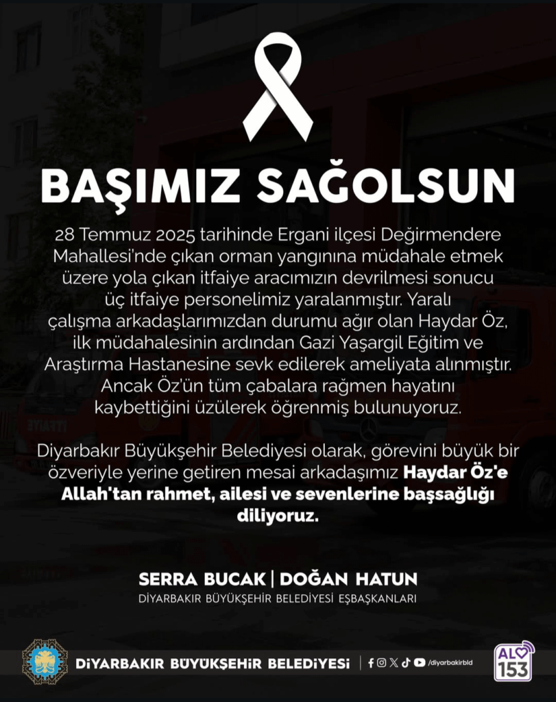 Während des Sturzes des Feuerwehrautos während des Brandes wurden in Diyarbakir zwei Feuerwehrleute verletzt, 1i starb im Krankenhaus.