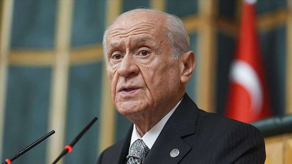 Bahceli: Möge der Präsident zwei Assistenten sein, eine kurdische und der andere Alevi