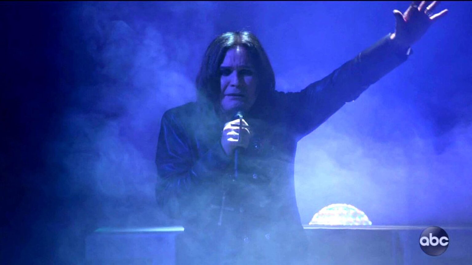 Ozzy Osbourne starb. Der legendäre Solist Black Sabbat ging kurz nach dem Abschiedskonzert aus - hotnews.ro