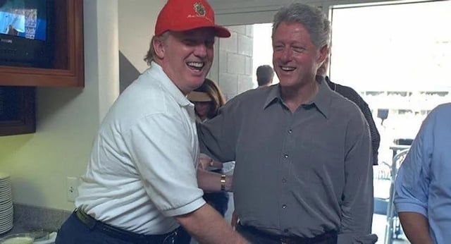 "Und dann sagte ich 'Warum reden alle immer noch über Epstein?' 😂😂😂 😂😂😂