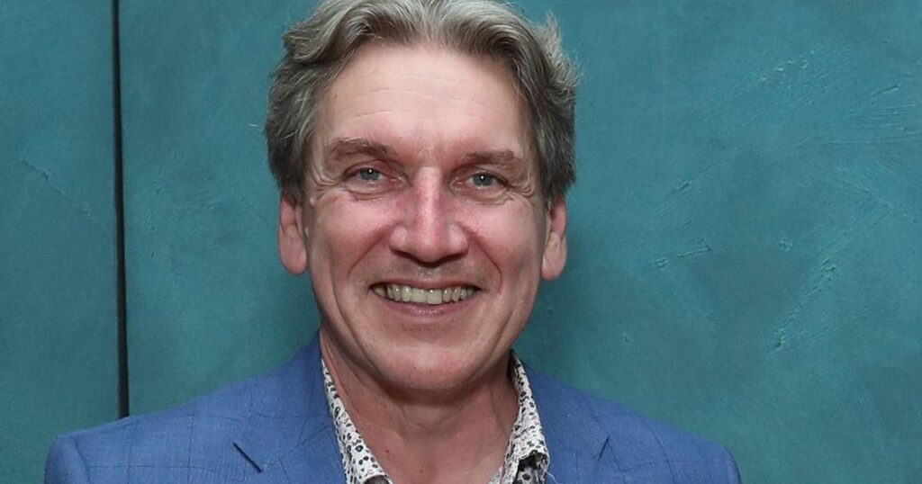 Seán Rocks, Moderatorin der Kulturshow Arena von RTé Radio, stirbt im Alter von 64 Jahren
