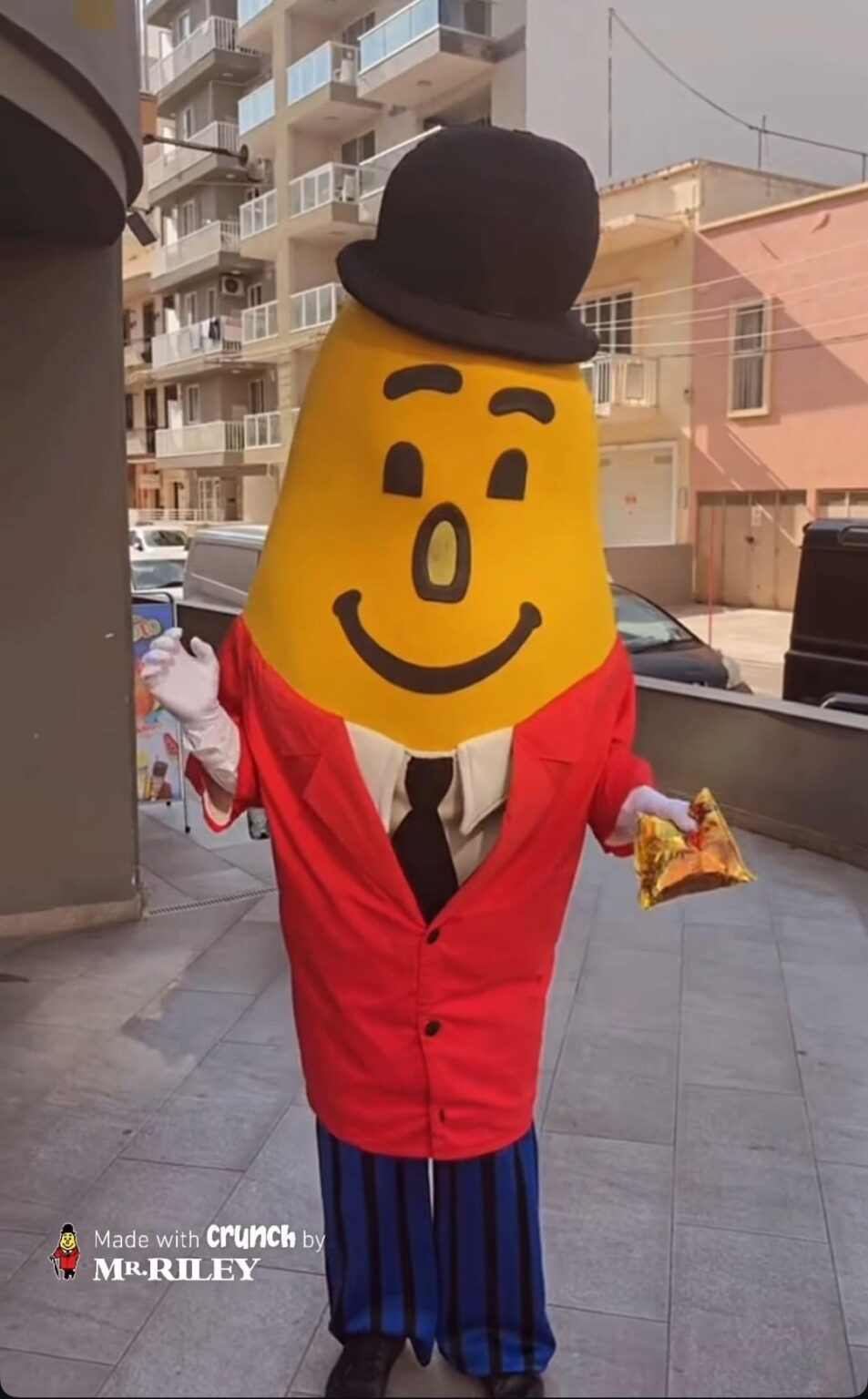 Jemand nennt die Anwälte von Herrn Tayto