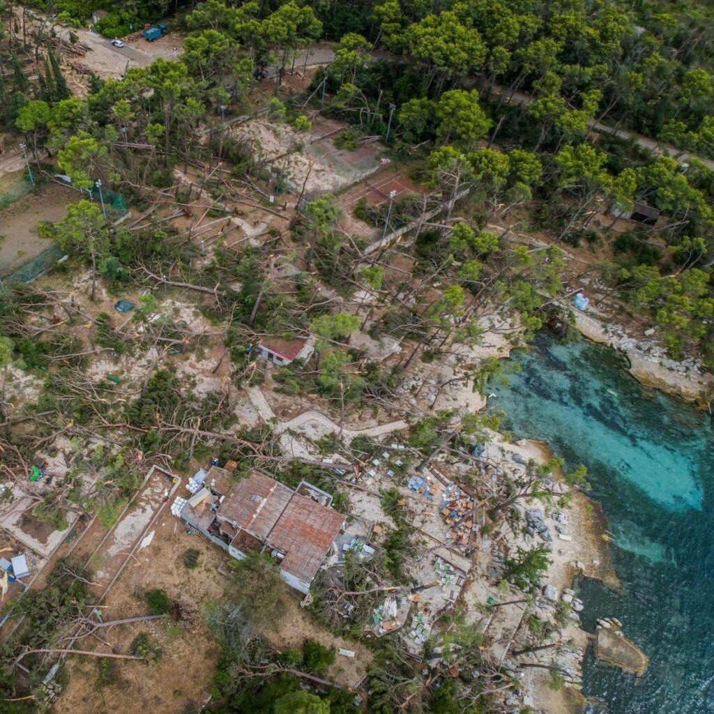 Bene Beach am Split Marjan aus der Luft