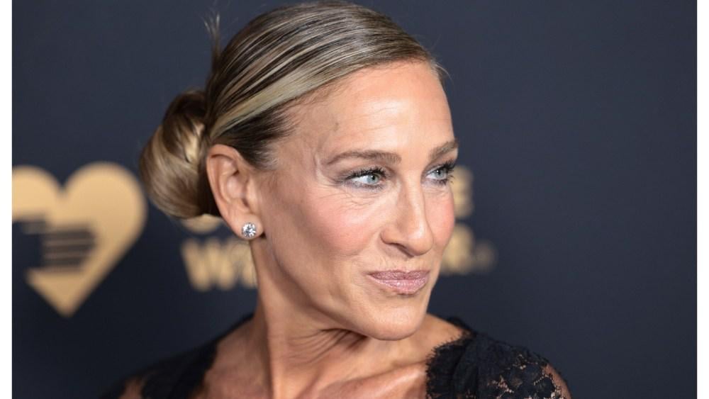 Sarah Jessica Parker postet nicht über Politik, weil soziale Medien "wirklich kompliziertes Gespräch" nicht "verdienen": "FDR wurde ohne soziale Medien gewählt".