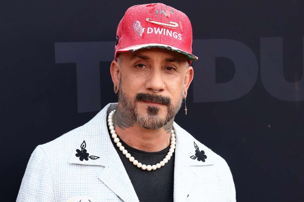 AJ McLean teilt das Nüchternheit Update nach einem Rückfall: „Ich strecke diesen auf den Weg“ (exklusiv) (exklusiv) AJ McLean teilt das Nüchternheit Update nach einem Rückfall: "Ich strecke diesen auf den Weg" (exklusiv) (exklusiv)