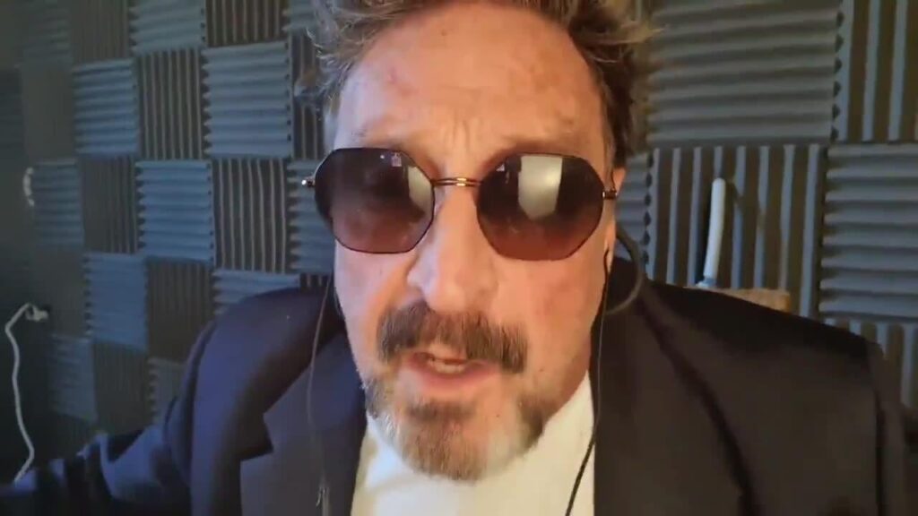 Er warnte es, uns zu warnen ... rip John McAfee ... ..