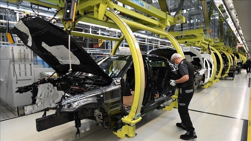 Die deutsche Industrieproduktion im Juni erreicht den niedrigsten Stand seit Mai 2020