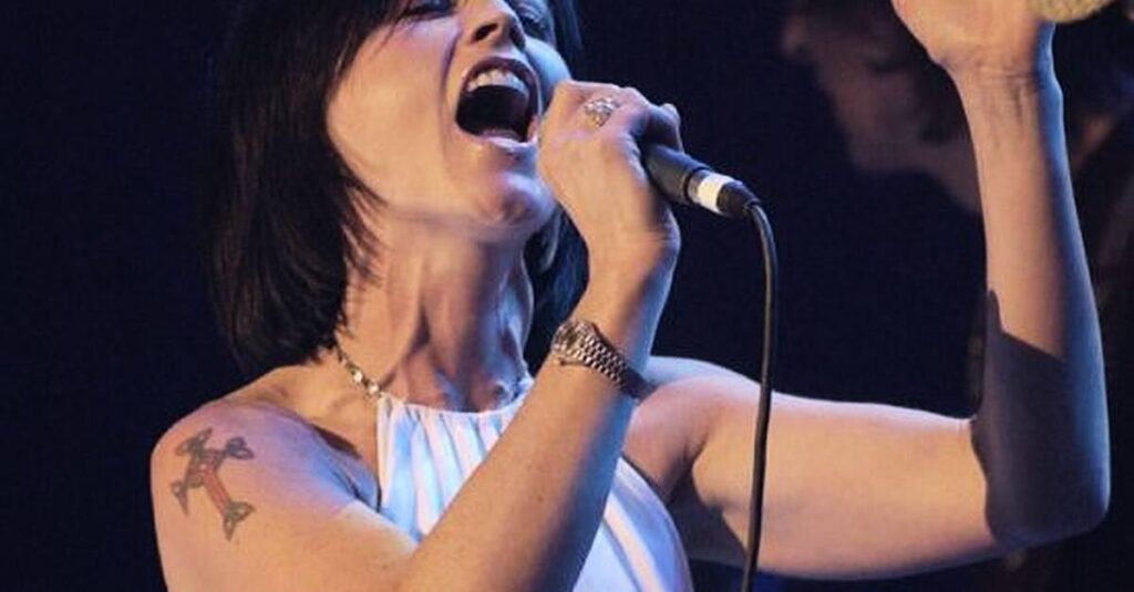 Die Cranberries geben zu, dass das Hören von Dolores O'Riordan Outtakes "hart" war