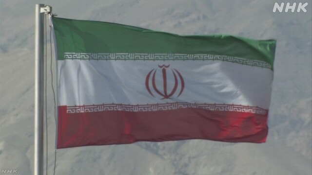 Die reformistische politische Gruppe der Iran fordert die freiwillige Suspendierung der Urananreicherung auf