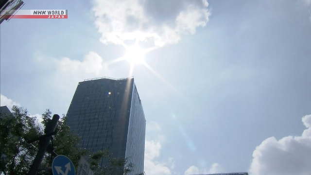 Vorsicht gegen Hitzestroke, als die Temperaturen in weiten Temperaturen von Japan steigen