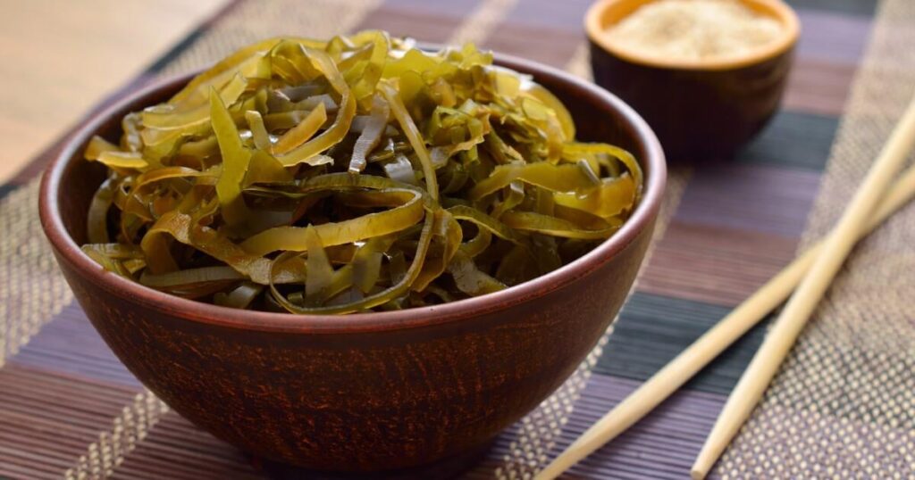 Die Forscher haben die Verbindung aus braunen Seetang gepasst, die anscheinend das Potential des Anti-Adpizierens zu haben scheint-nicht durch Appetitunterdrückung oder Fettverbrennung, sondern indem sie auf das Darmmikrobiom abzielte, um die Gewichtszunahme auf natürliche und langfristige Bekämpfung der Gewichtszunahme und langfristig zu bekämpfen, bei Mäusen erfolgreich getestet, ohne Arzneimittel oder Ernährungsveränderungen. Die Forscher haben die Verbindung aus braunen Seetang gepasst, die anscheinend das Potential des Anti-Adpizierens zu haben scheint-nicht durch Appetitunterdrückung oder Fettverbrennung, sondern indem sie auf das Darmmikrobiom abzielte, um die Gewichtszunahme auf natürliche und langfristige Bekämpfung der Gewichtszunahme und langfristig zu bekämpfen, bei Mäusen erfolgreich getestet, ohne Arzneimittel oder Ernährungsveränderungen.