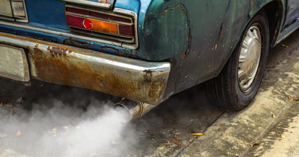 Autosteuern könnten im nächsten Jahr um bis zu 30% steigen. Alte Autobesitzer, am meisten betroffen