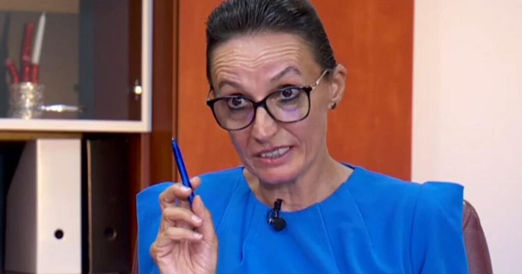 CSM -Chef: Eine Rente von 11.000 Lei scheint klein zu sein. Wir werden die angekündigten Schnitte nicht akzeptieren. Richter haben ein normales, mittelgroßes Medium CSM -Chef: Eine Rente von 11.000 Lei scheint klein zu sein. Wir werden die angekündigten Schnitte nicht akzeptieren. Richter haben ein normales, mittelgroßes Medium