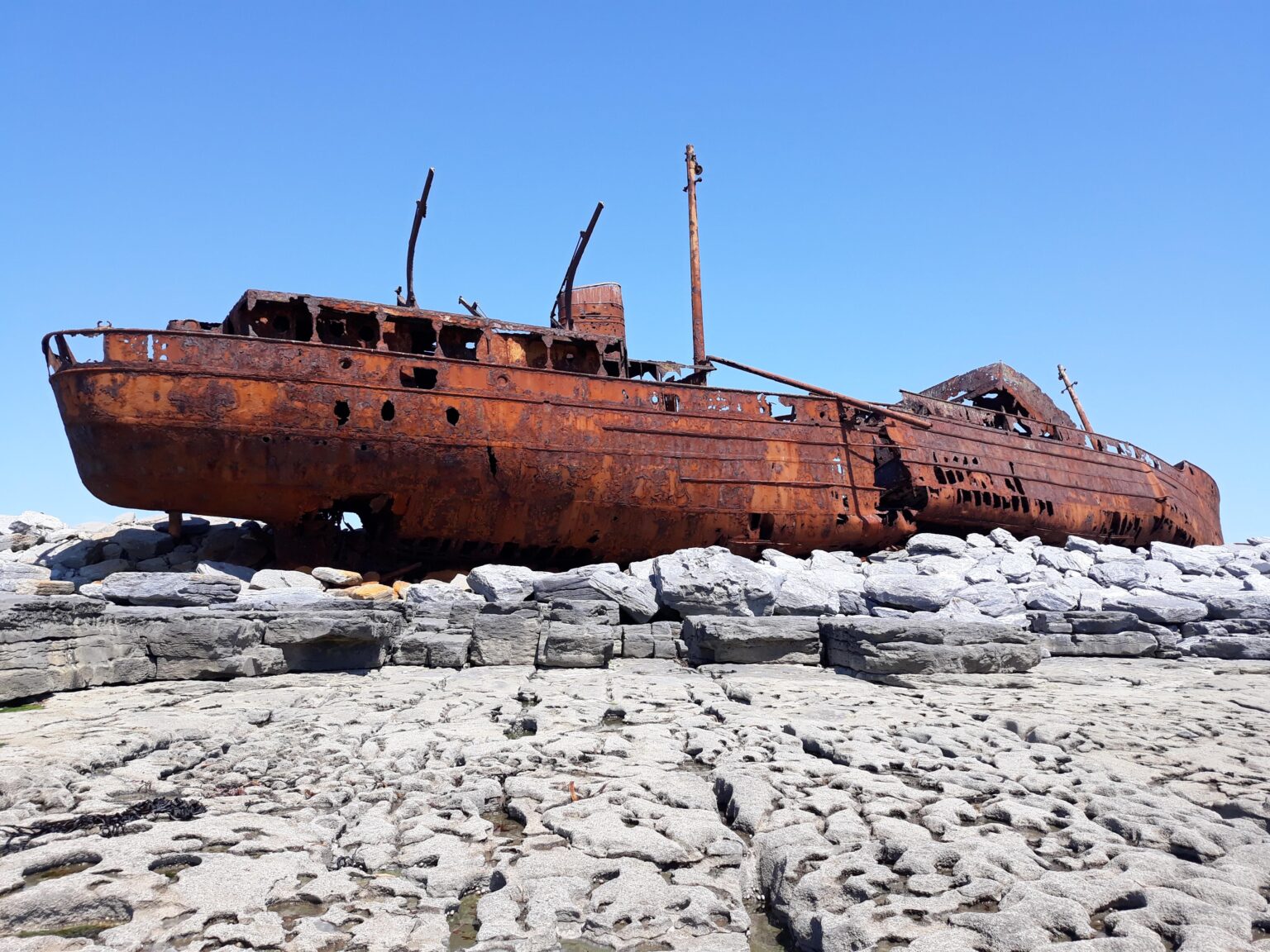 Das MV Plassy Shipwreck. INIS Oírr (INISHEER), Aran Islands 🇮🇪
