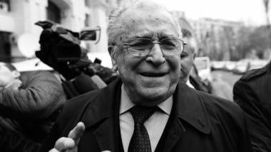 Ion Iliescu starb.