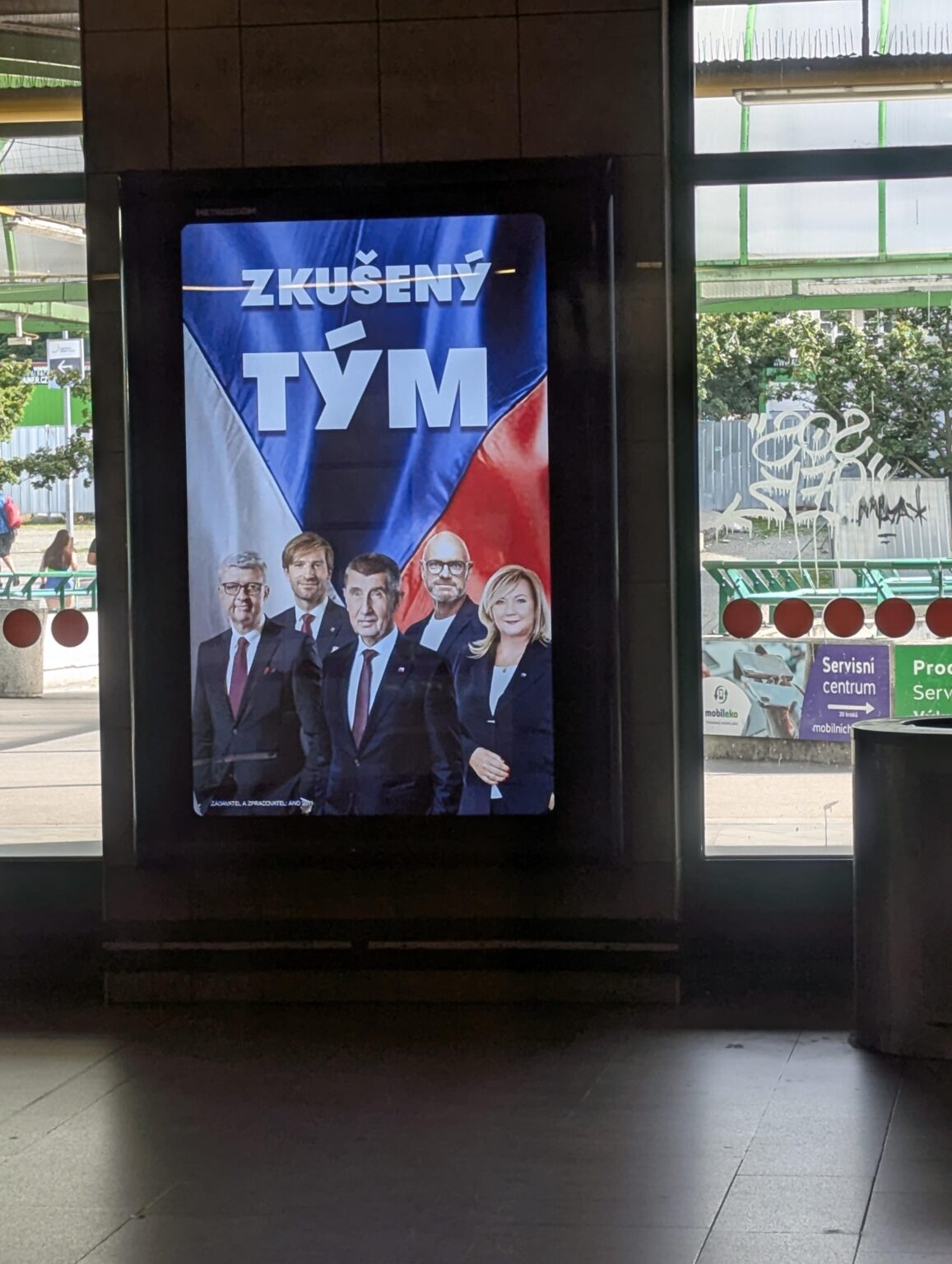Hey Metrozoom macht deinen Arsch