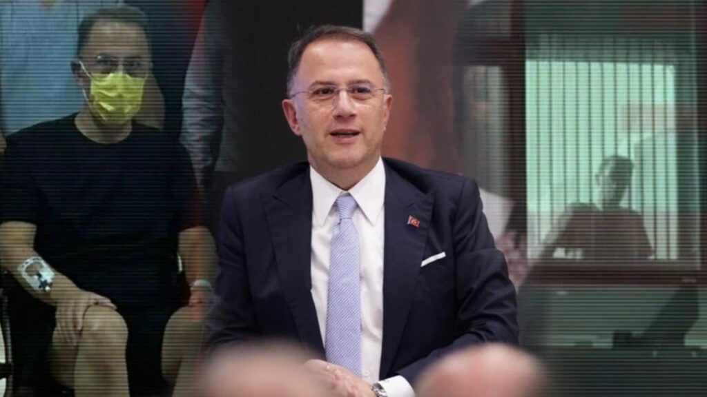 „Ich will das Recht auf Leben, kein Privileg“ -Murat Çalık "Ich will das Recht auf Leben, kein Privileg" -Murat Çalık