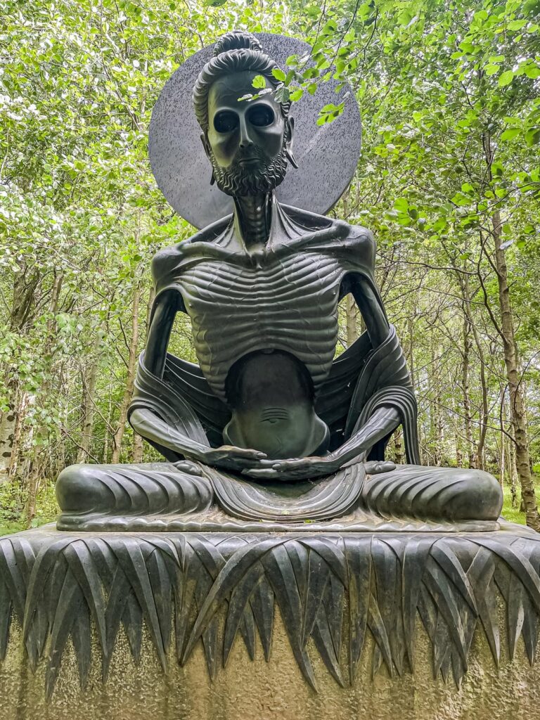 Victors Way Ein fantastischer Statue -Park in Roundwood Co Wicklow schließt den 28. September gut. Es ist ein wirklich verstecktes Juwel, aber es ist nicht wirklich für Kinder, Hunde willkommen. Es ist eine super coole Erfahrung in einer schönen Umgebung in den Wicklow Hills