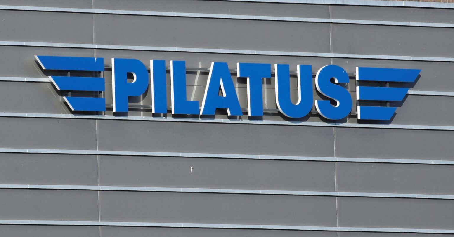 Schweizer Flugzeughersteller Pilatus Halts Business Jet Lieferungen an uns über Tarife