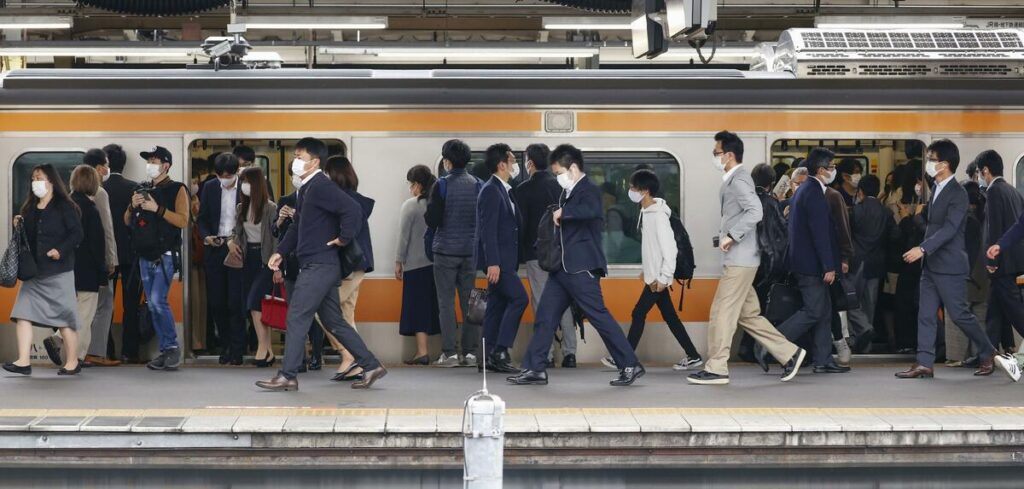 Gov't Data enthüllt Japans am meisten überfüllte Rush-Stunde-Züge