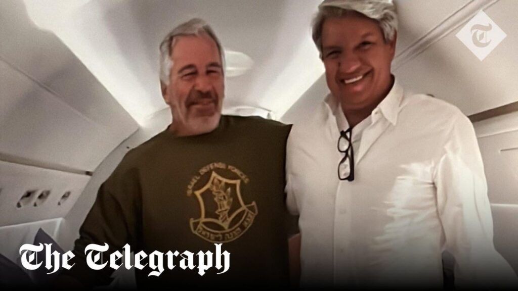 Epstein trägt israelisches Militärhemd