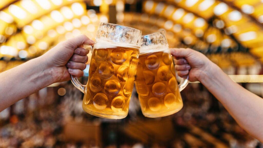 Italiens neuer "Bierzug" -Speper -Service führt Passagiere von Rom nach München zum Oktoberfest