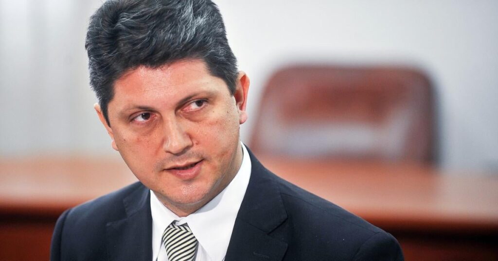 Titus corlțean will den Kopf der PSD übernehmen: Ich bewerbe mich jeweils überhaupt nicht einfach für die Partei, aber es ist ein notwendiger interner politischer Kampf