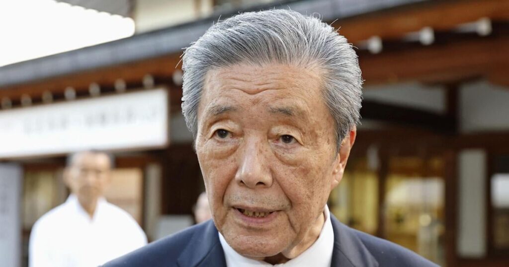 LDP-Generalsekretär Moriyama Hiroshi besuchte den Yasukuni-Schrein und bot heiliges Angebot an