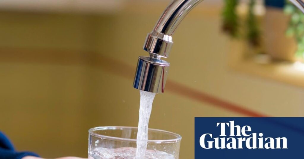 Neue Forschungen deuten darauf hin, dass die Exposition gegenüber einigen häufigen PFAs oder „für immer chemischen“ Verbindungen zu Veränderungen der Genaktivität führt, und diese Veränderungen sind mit gesundheitlichen Problemen in Verbindung gebracht, einschließlich mehrerer Krebsarten, neurologischer Störungen und Autoimmunerkrankungen. Neue Forschungen deuten darauf hin, dass die Exposition gegenüber einigen häufigen PFAs oder „für immer chemischen“ Verbindungen zu Veränderungen der Genaktivität führt, und diese Veränderungen sind mit gesundheitlichen Problemen in Verbindung gebracht, einschließlich mehrerer Krebsarten, neurologischer Störungen und Autoimmunerkrankungen.