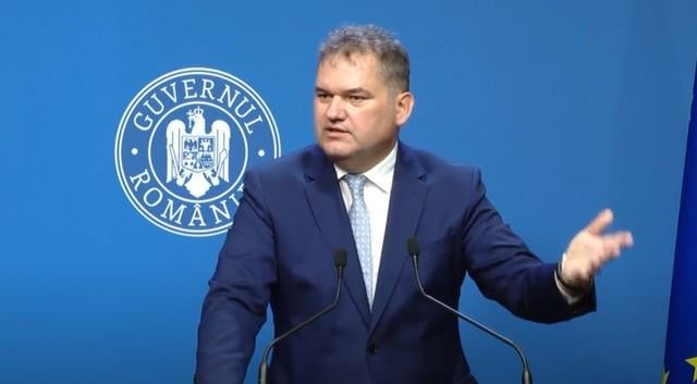 Der Entwicklungsminister, über das zweite Paket steuerlicher Maßnahmen: Die Idee, die Anzahl der Positionen um 20 Prozent der örtlichen öffentlichen Verwaltung zu verringern
