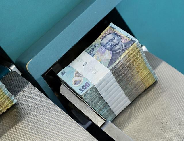 Ein Rathaus muss einem entlassenen Angestellten Schadensersatz zahlen, hat aber nicht das Geld