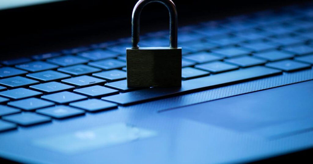 Die Bruttoverletzung der Privatsphäre der Kommission - die Verschlüsselung gefährdet -