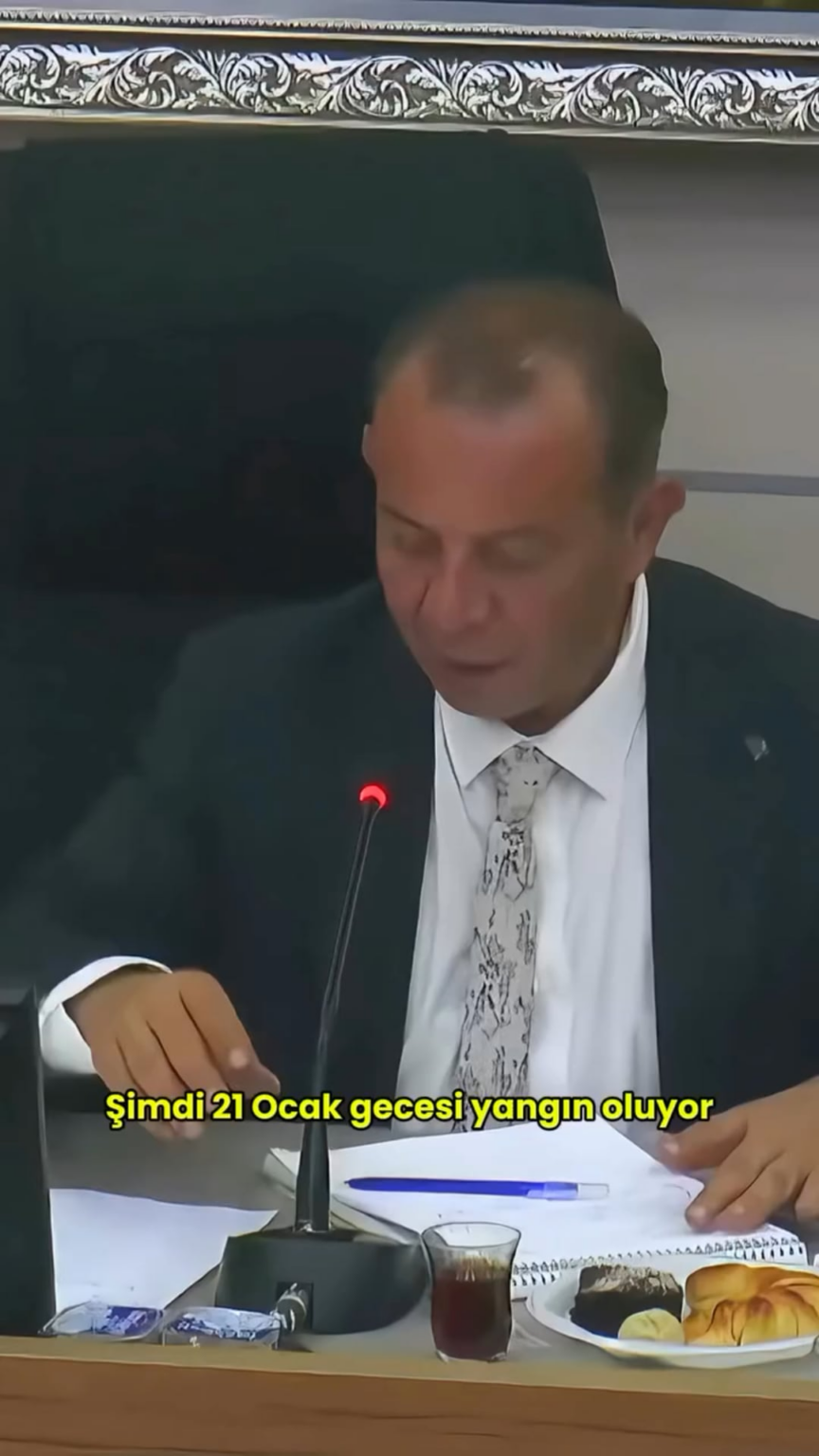 Mitglied der Bolu Municipal Assembly, Akpli Deputy Yüksel Coşkunyürk'in Verleumdung mit den Anweisungen. Er akzeptiert auch Verleumdung