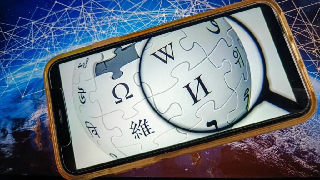 Wikipedia verliert die Herausforderung des UK Safety Act, Sorgen, es muss die Benutzer -IDs | überprüfen | Richter warf Anspruch, sagte aber, Großbritannien darf Wikipedia -Operationen nicht „wesentlich behindern“. Wikipedia verliert die Herausforderung des UK Safety Act, Sorgen, es muss die Benutzer -IDs | überprüfen | Richter warf Anspruch, sagte aber, Großbritannien darf Wikipedia -Operationen nicht "wesentlich behindern".