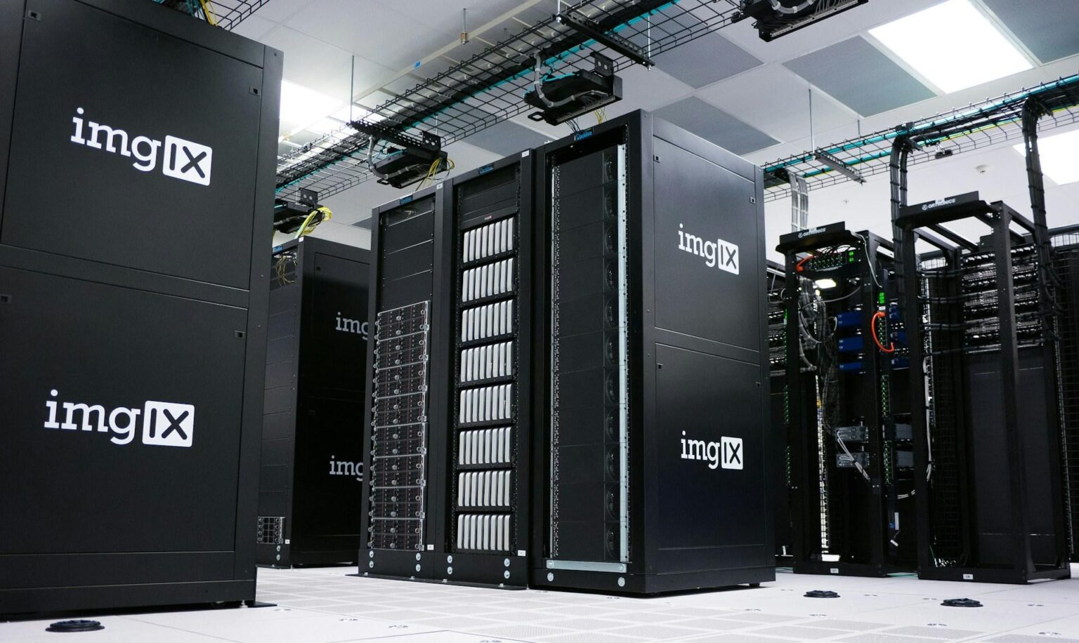 Frankreich liegt weltweit an zweiter Stelle in der Anzahl der AI -Cluster (Chips) und in der Gesamtleistung auf dem fünften Platz